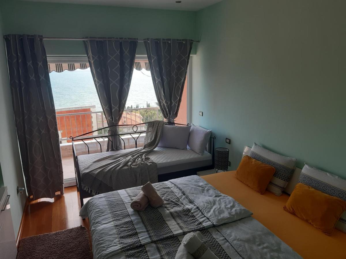 Apartments In Villa Azra Рийека Екстериор снимка