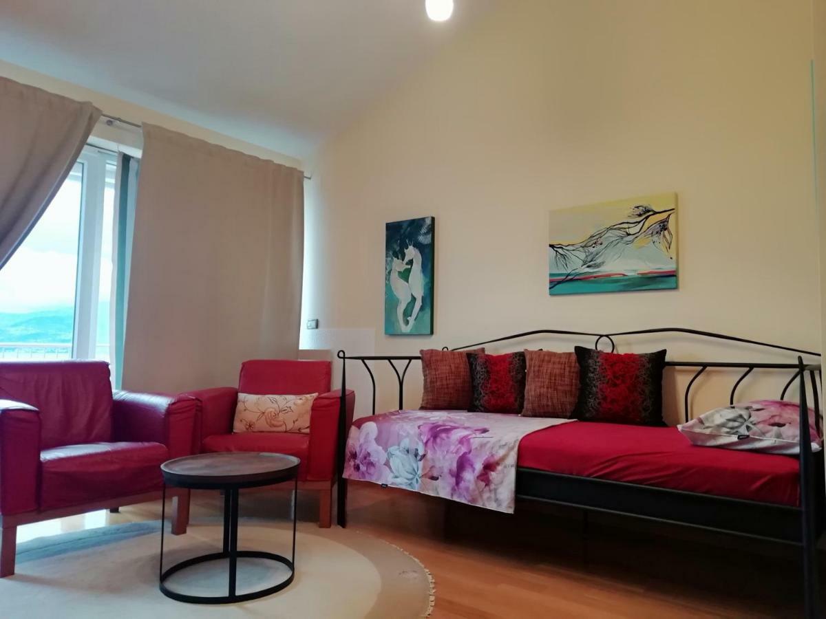 Apartments In Villa Azra Рийека Екстериор снимка
