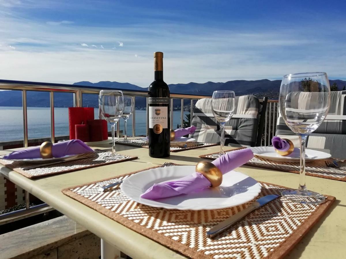 Apartments In Villa Azra Рийека Екстериор снимка