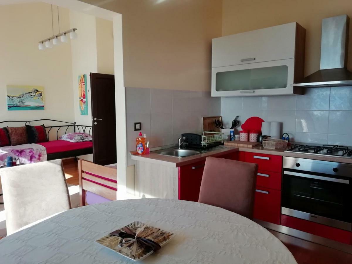 Apartments In Villa Azra Рийека Екстериор снимка
