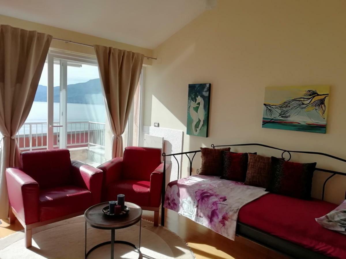 Apartments In Villa Azra Рийека Екстериор снимка